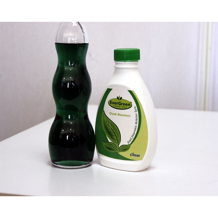 Yeşil Yapraklı Süs Bitkileri İçin Gübre (Sıvı) 500 Ml